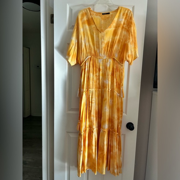 Monnari Yellow Dress BNWT size 44 - Picture 1 of 13